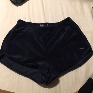 HOLLISTER NAVY BLUE VELVET SHORTS